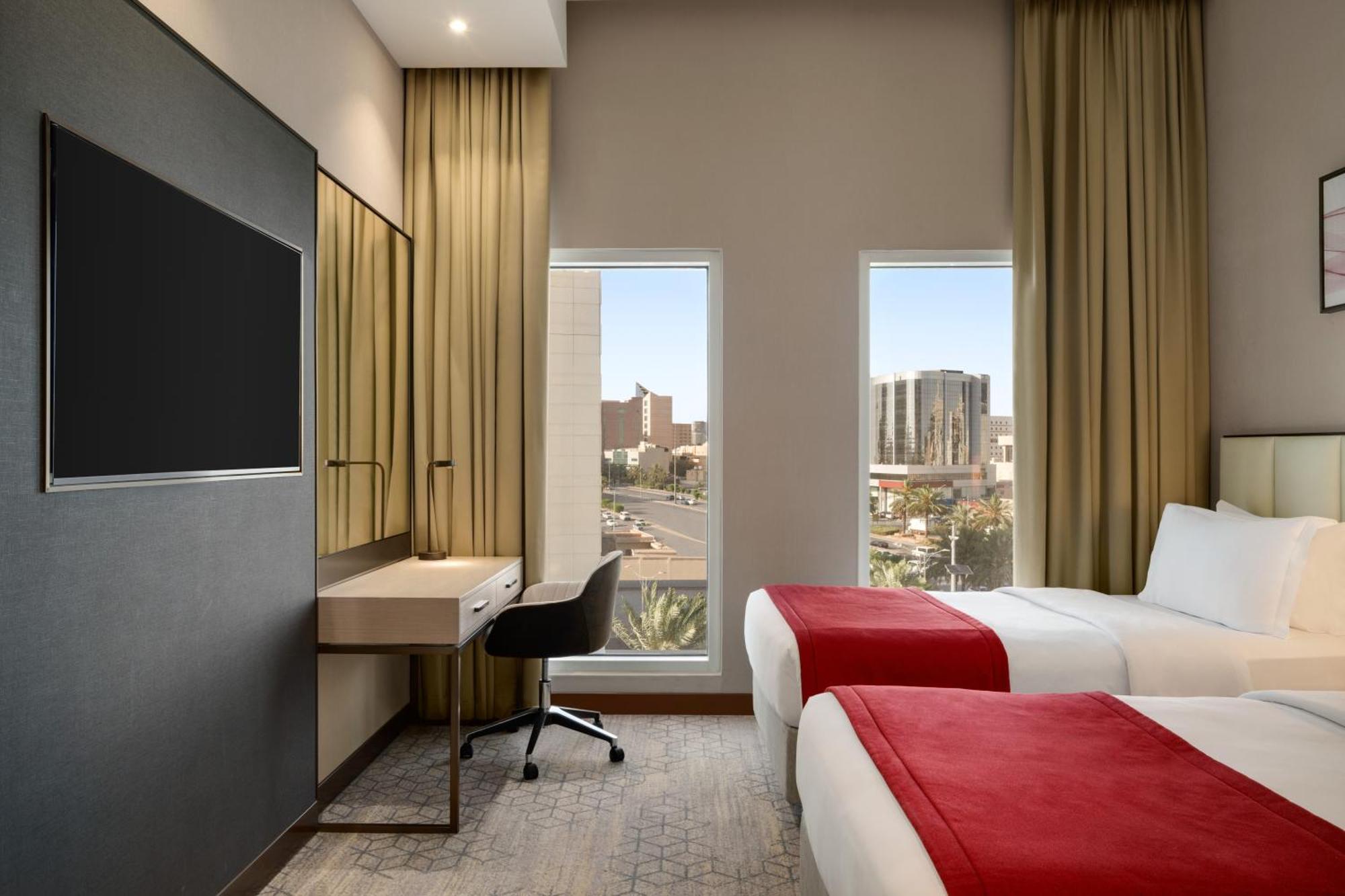 Ramada By Wyndham Riyadh King Fahd Road Eksteriør bilde A guest room at the Hilton Las Vegas