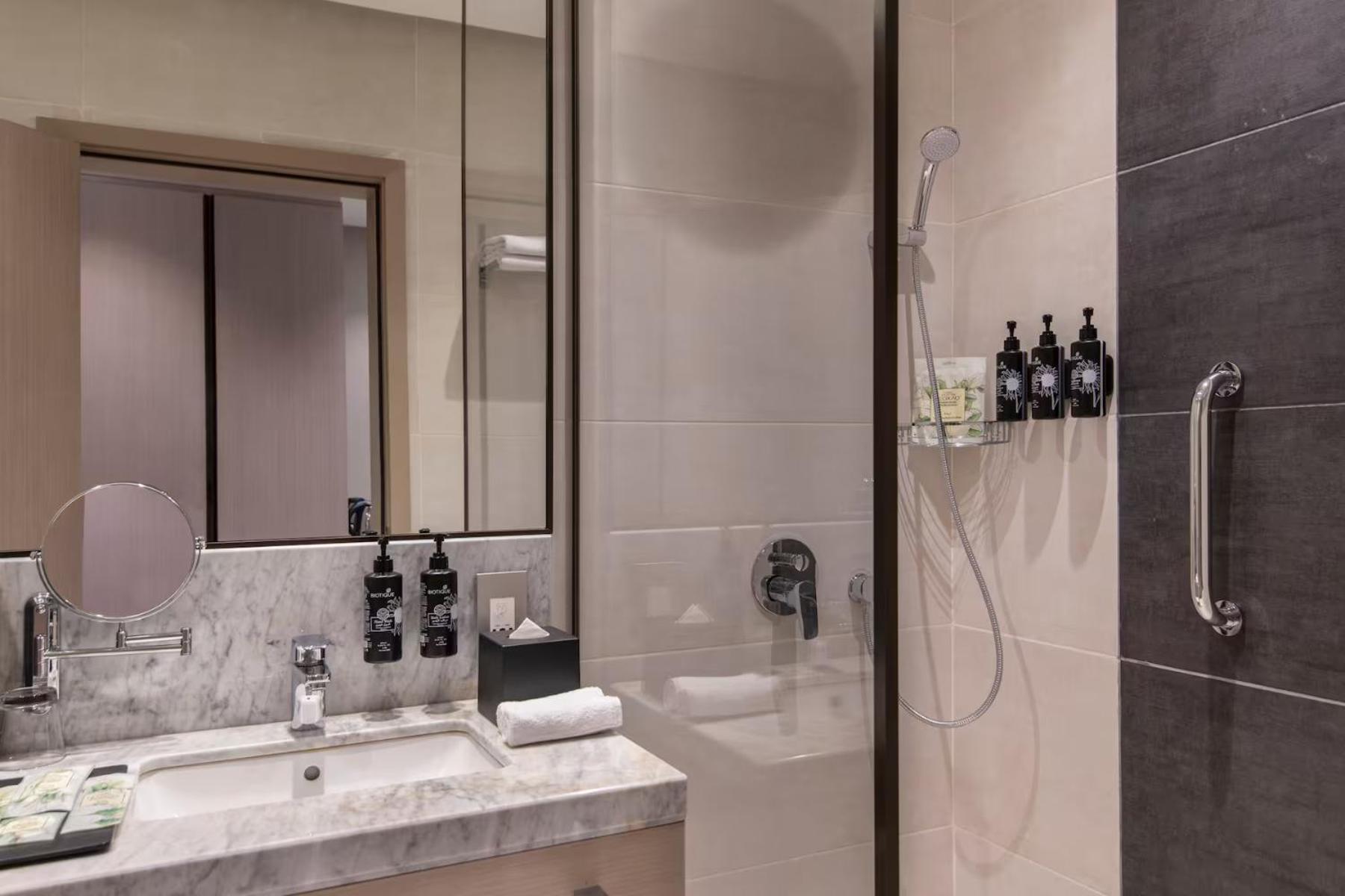 Ramada By Wyndham Riyadh King Fahd Road Eksteriør bilde
