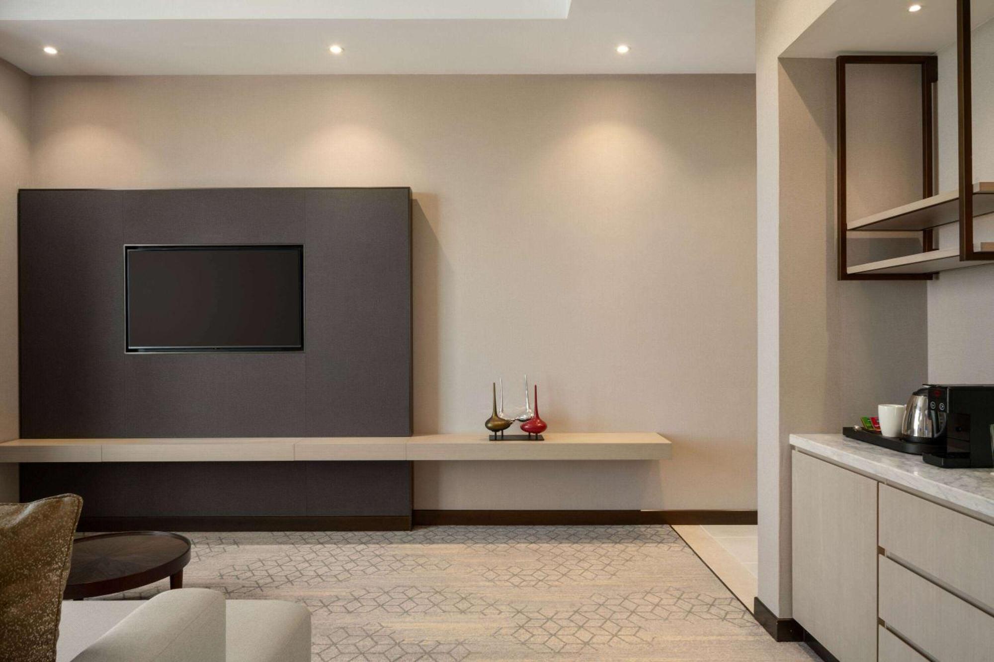 Ramada By Wyndham Riyadh King Fahd Road Eksteriør bilde